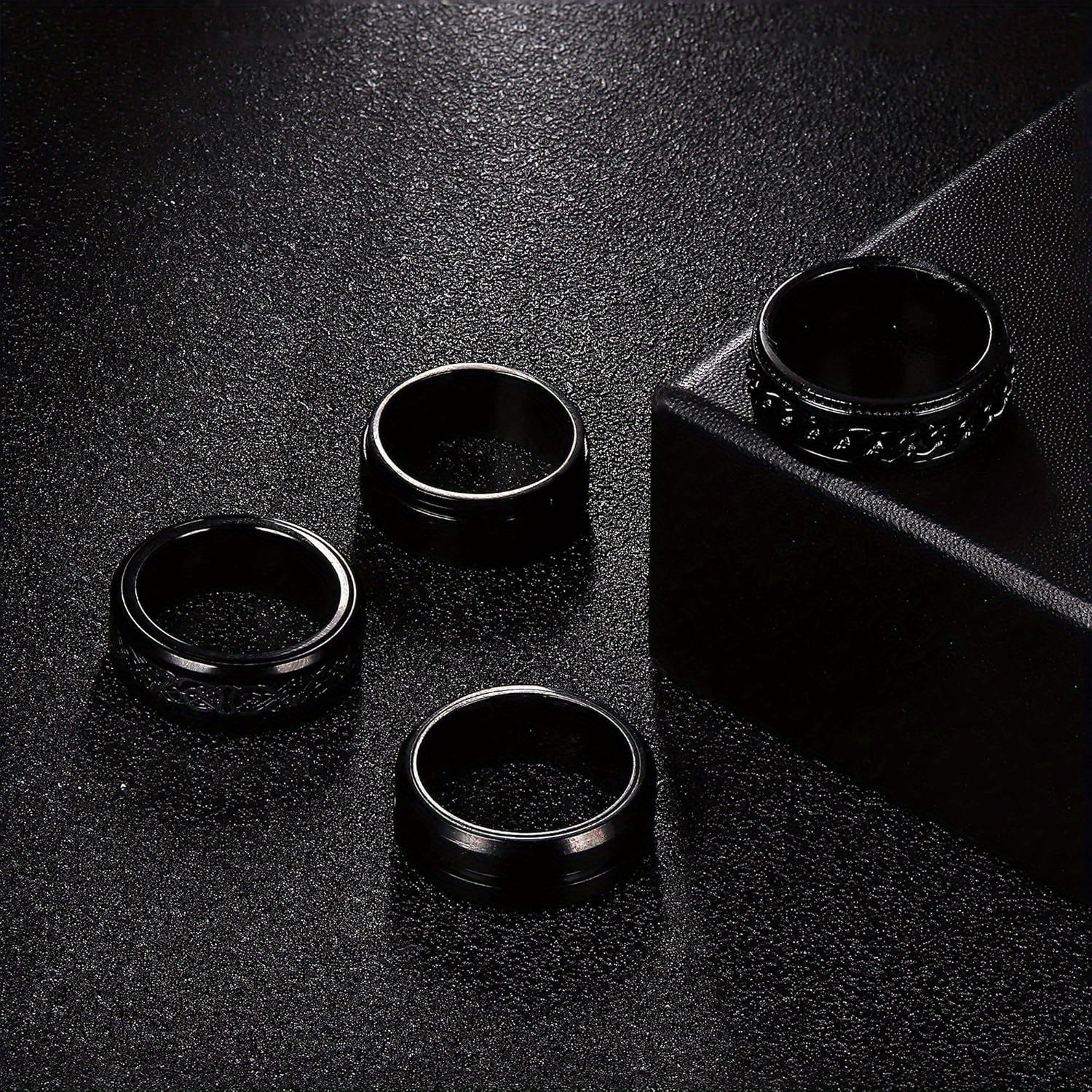 4pcs Black Spinner Rings for Men Women Fidget Rings Cool Mens Rings 316L Stainless Steel Stress Anxiety Relieving Rings Fashion Wide Wedding Promise Band Ring Set